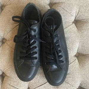 Black Rubber Converse